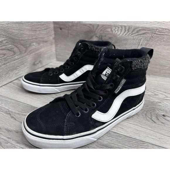 Vans SK8-Hi Shoes Black Suede Faux Fur Sherpa Women's Size 6 - Picture 2 of 11